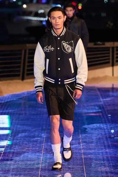 Look 22